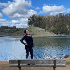 Meet your Posher, Veronica